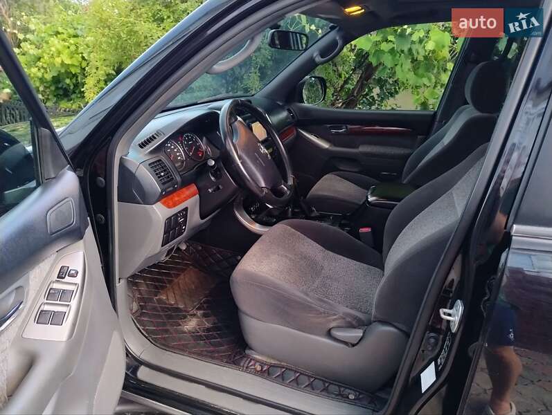 Внедорожник / Кроссовер Toyota Land Cruiser Prado 2006 в Киеве фото 13 Внедорожник / Кроссовер Toyota Land Cruiser Prado 2006 в Киеве