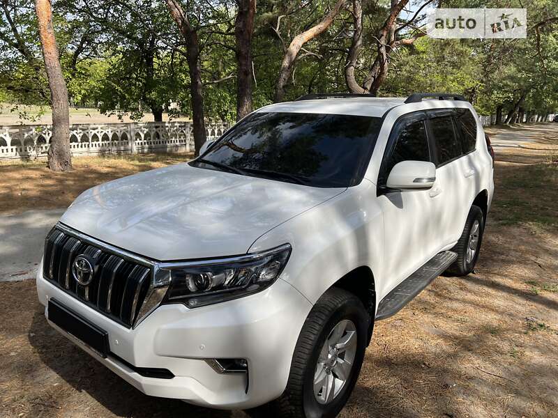 Внедорожник / Кроссовер Toyota Land Cruiser Prado 2017 в Днепре фото 89 Внедорожник / Кроссовер Toyota Land Cruiser Prado 2017 в Днепре