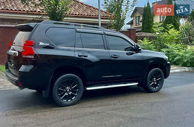 Позашляховик / Кросовер Toyota Land Cruiser Prado 2019 в Києві