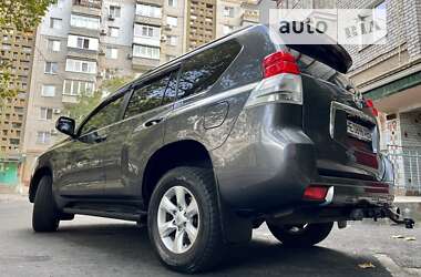 Внедорожник / Кроссовер Toyota Land Cruiser Prado 2013 в Николаеве