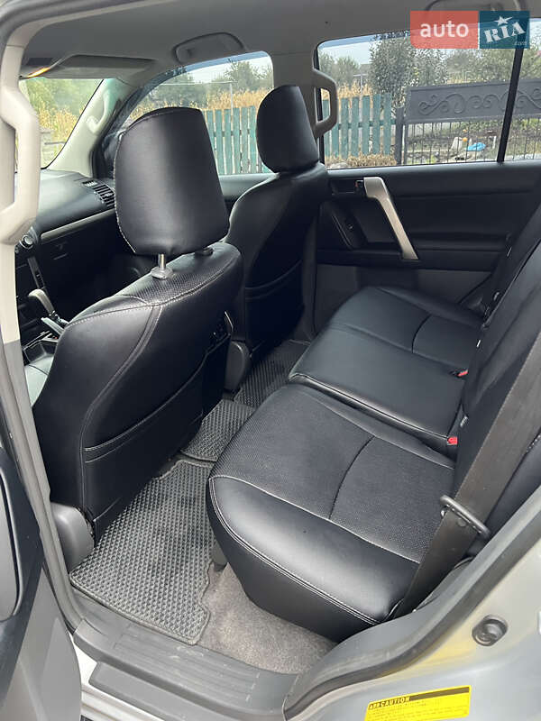 Внедорожник / Кроссовер Toyota Land Cruiser Prado 2011 в Виннице