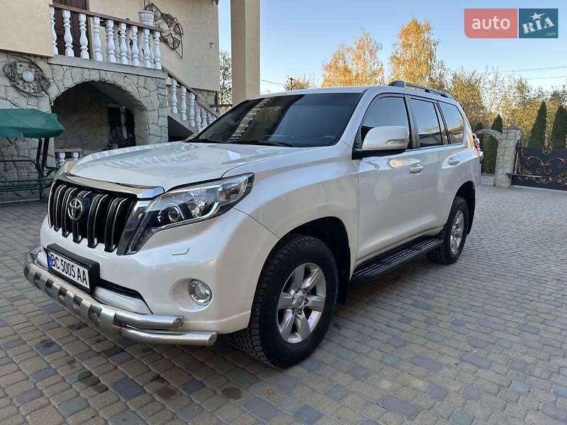 Позашляховик / Кросовер Toyota Land Cruiser Prado 2016 в Львові