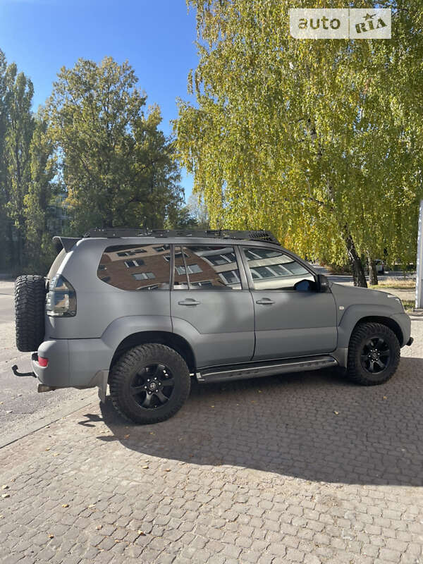 Позашляховик / Кросовер Toyota Land Cruiser Prado 2008 в Охтирці