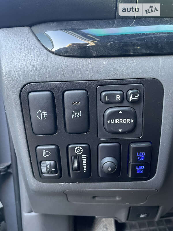 Позашляховик / Кросовер Toyota Land Cruiser Prado 2008 в Охтирці