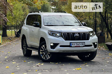 Внедорожник / Кроссовер Toyota Land Cruiser Prado 2021 в Киеве