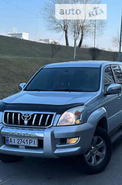 Внедорожник / Кроссовер Toyota Land Cruiser Prado 2005 в Киеве