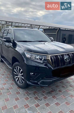 Внедорожник / Кроссовер Toyota Land Cruiser Prado 2021 в Днепре