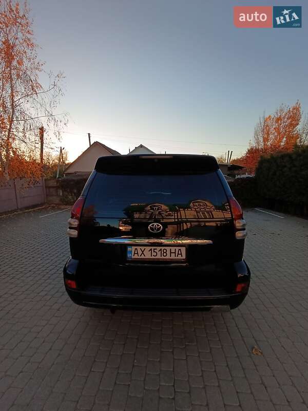 Внедорожник / Кроссовер Toyota Land Cruiser Prado 2005 в Черновцах