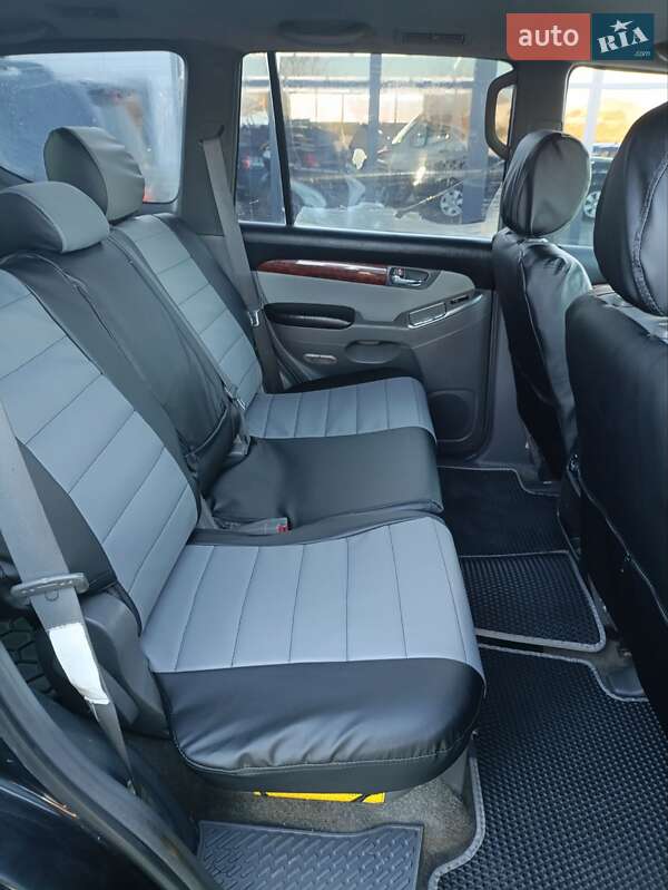 Внедорожник / Кроссовер Toyota Land Cruiser Prado 2005 в Черновцах
