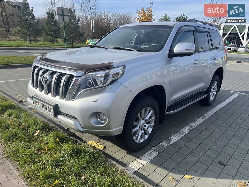 Toyota Land Cruiser Prado 2013