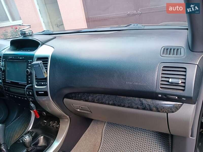 Внедорожник / Кроссовер Toyota Land Cruiser Prado 2008 в Ахтырке