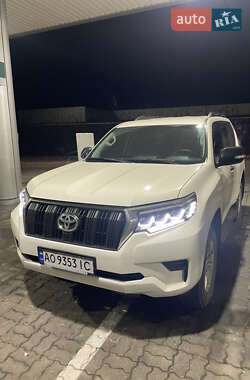 Позашляховик / Кросовер Toyota Land Cruiser Prado 2019 в Великому Березному