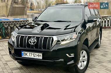 Внедорожник / Кроссовер Toyota Land Cruiser Prado 2019 в Днепре