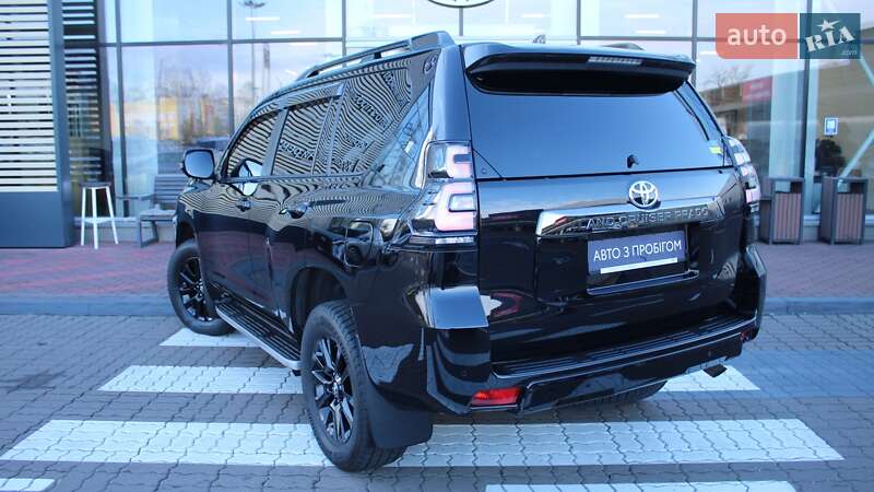 Позашляховик / Кросовер Toyota Land Cruiser Prado 2021 в Києві