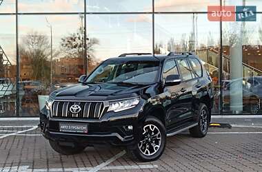 Позашляховик / Кросовер Toyota Land Cruiser Prado 2022 в Києві