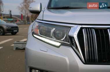 Внедорожник / Кроссовер Toyota Land Cruiser Prado 2020 в Киеве