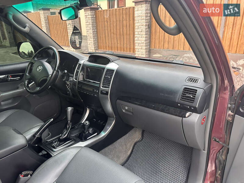 Внедорожник / Кроссовер Toyota Land Cruiser Prado 2008 в Умани