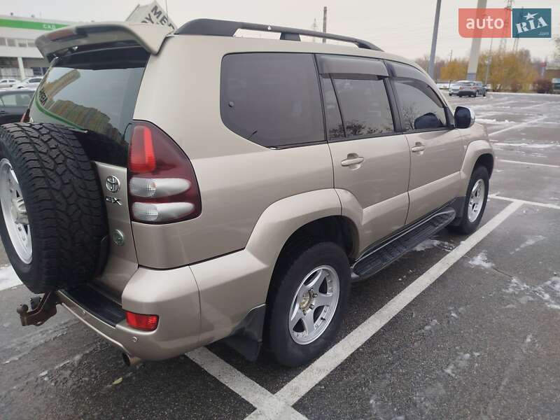 Внедорожник / Кроссовер Toyota Land Cruiser Prado 2003 в Киеве