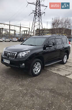 Внедорожник / Кроссовер Toyota Land Cruiser Prado 2010 в 