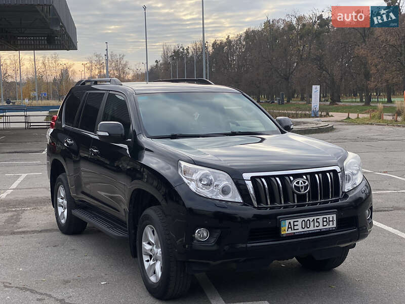 Toyota Land Cruiser Prado 2012