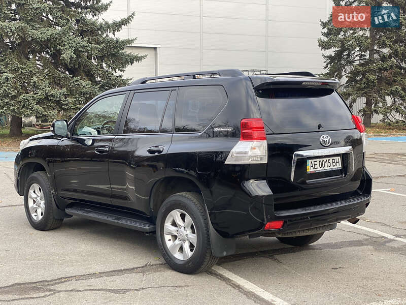Внедорожник / Кроссовер Toyota Land Cruiser Prado 2012 в Киеве