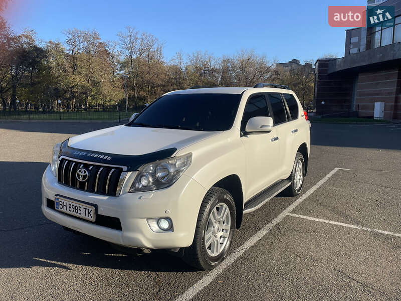 Внедорожник / Кроссовер Toyota Land Cruiser Prado 2012 в Одессе