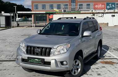 Позашляховик / Кросовер Toyota Land Cruiser Prado 2011 в Києві