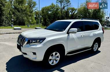 Внедорожник / Кроссовер Toyota Land Cruiser Prado 2019 в Киеве