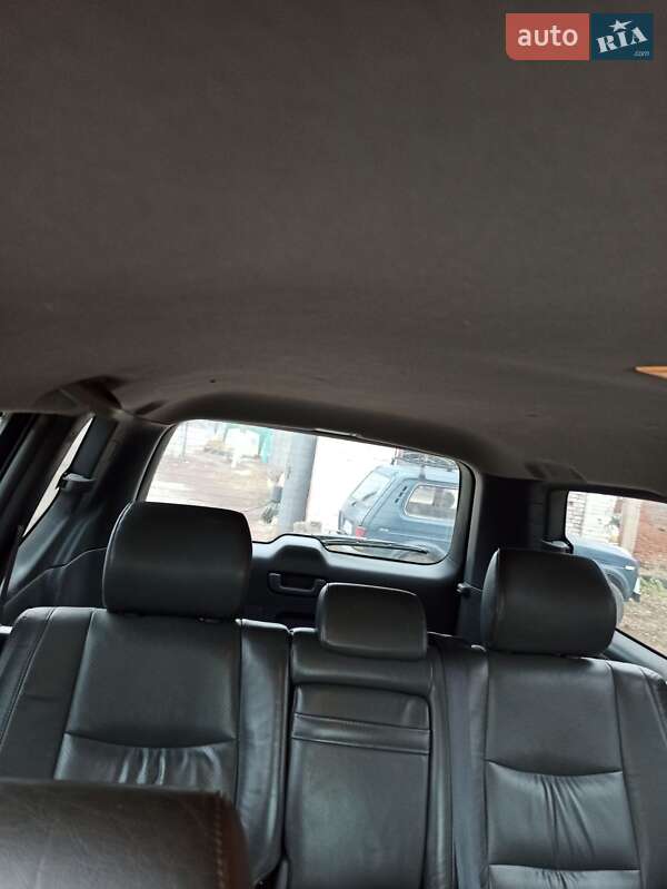 Внедорожник / Кроссовер Toyota Land Cruiser Prado 2004 в Харькове