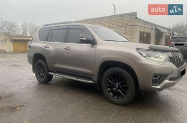 Позашляховик / Кросовер Toyota Land Cruiser Prado 2021 в Миколаєві