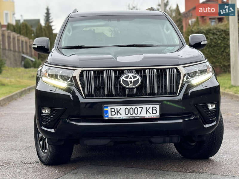 Внедорожник / Кроссовер Toyota Land Cruiser Prado 2022 в Ровно фото 5 Внедорожник / Кроссовер Toyota Land Cruiser Prado 2022 в Ровно