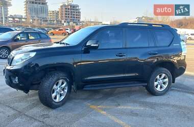 Позашляховик / Кросовер Toyota Land Cruiser Prado 2011 в Ужгороді