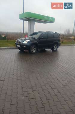 Внедорожник / Кроссовер Toyota Land Cruiser Prado 2005 в Коростене