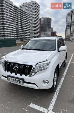 Позашляховик / Кросовер Toyota Land Cruiser Prado 2016 в Києві