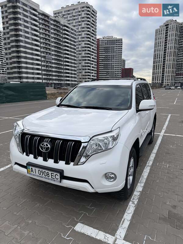 Toyota Land Cruiser Prado 2016