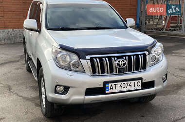 Внедорожник / Кроссовер Toyota Land Cruiser Prado 2011 в Харькове