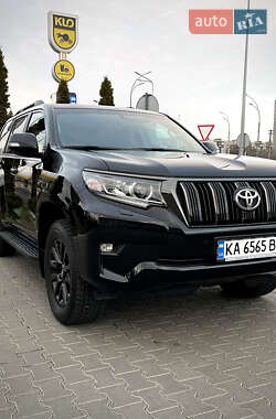 Позашляховик / Кросовер Toyota Land Cruiser Prado 2023 в Києві