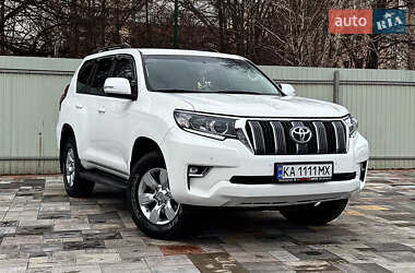 Позашляховик / Кросовер Toyota Land Cruiser Prado 2019 в Києві