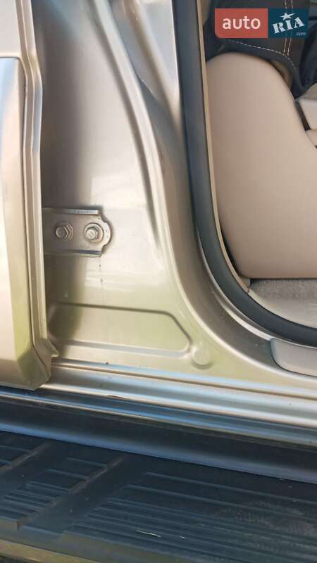 Внедорожник / Кроссовер Toyota Land Cruiser Prado 2005 в Херсоне