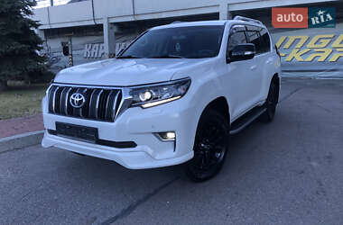 Позашляховик / Кросовер Toyota Land Cruiser Prado 2021 в Києві