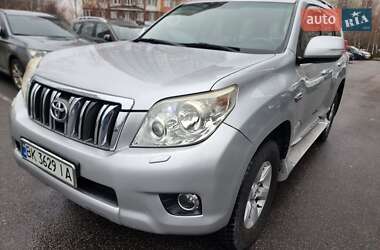 Внедорожник / Кроссовер Toyota Land Cruiser Prado 2011 в Киеве