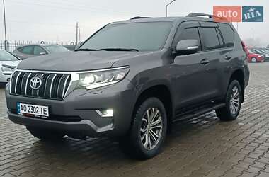 Позашляховик / Кросовер Toyota Land Cruiser Prado 2017 в Хусті