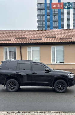 Внедорожник / Кроссовер Toyota Land Cruiser Prado 2021 в Днепре