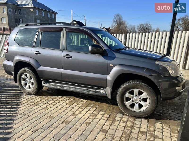 Внедорожник / Кроссовер Toyota Land Cruiser Prado 2007 в Сторожинце