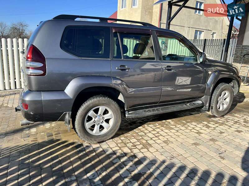 Внедорожник / Кроссовер Toyota Land Cruiser Prado 2007 в Сторожинце