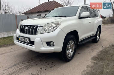 Позашляховик / Кросовер Toyota Land Cruiser Prado 2011 в Борзні