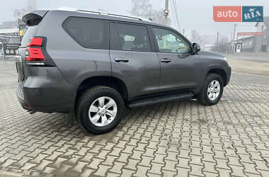 Позашляховик / Кросовер Toyota Land Cruiser Prado 2018 в Чернівцях