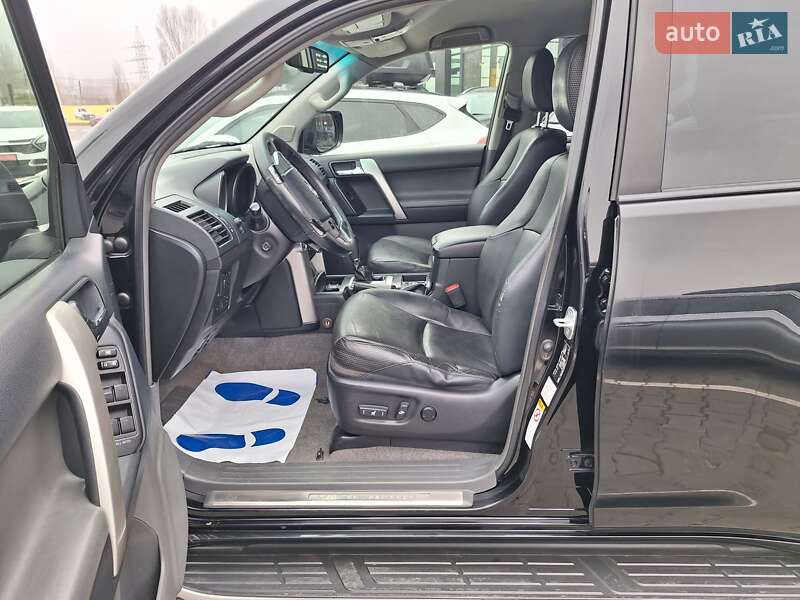 Внедорожник / Кроссовер Toyota Land Cruiser Prado 2012 в Одессе
