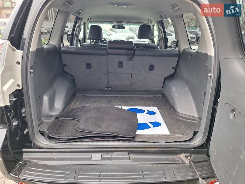 Внедорожник / Кроссовер Toyota Land Cruiser Prado 2012 в Одессе