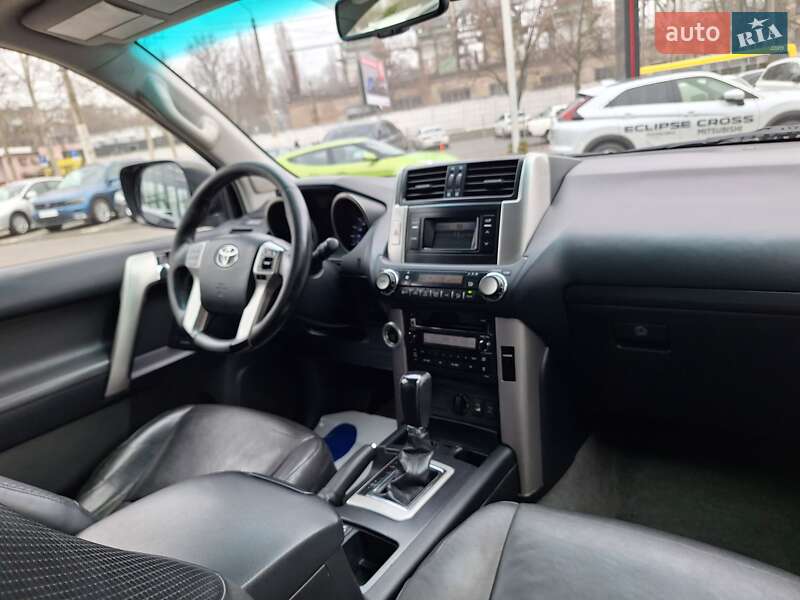 Внедорожник / Кроссовер Toyota Land Cruiser Prado 2012 в Одессе